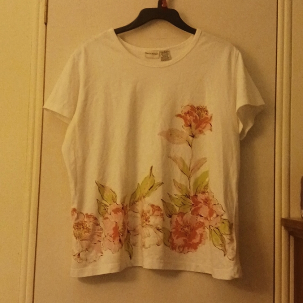 Women's flower blouse